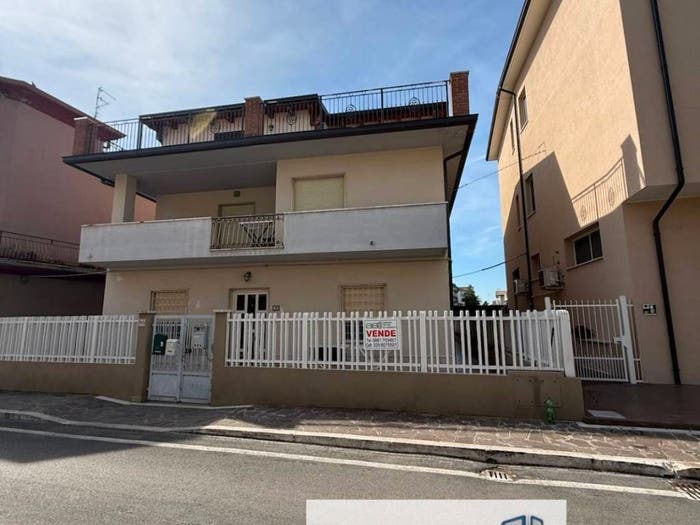 Appartamento bilocale in vendita in Via Cesare Battisti, Centro, Alba Adriatica
