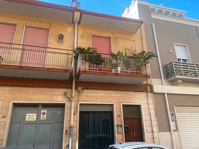 Casa con 5 locali in vendita in Via Dante Alighieri, Sacro Cuore Via Corato, Andria