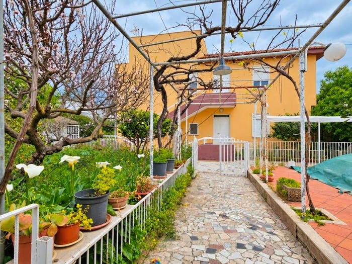 Casa con 6 locali in vendita in Via Ticino, San Leone Villaseta Villaggio, Agrigento