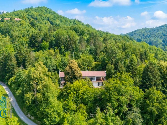 Casa con 6 locali in vendita in Località Valle Ochera, Berzano di San Pietro