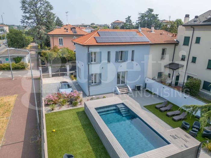 Casa con 5 locali in vendita in Via E Filiberto, Triante, Monza