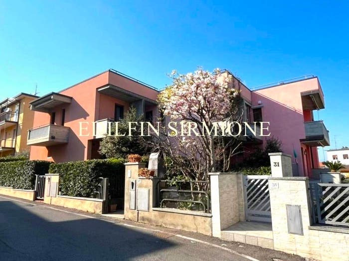 Casa quadrilocale in vendita in Via G Romanino, Desenzano Centro, Desenzano del Garda