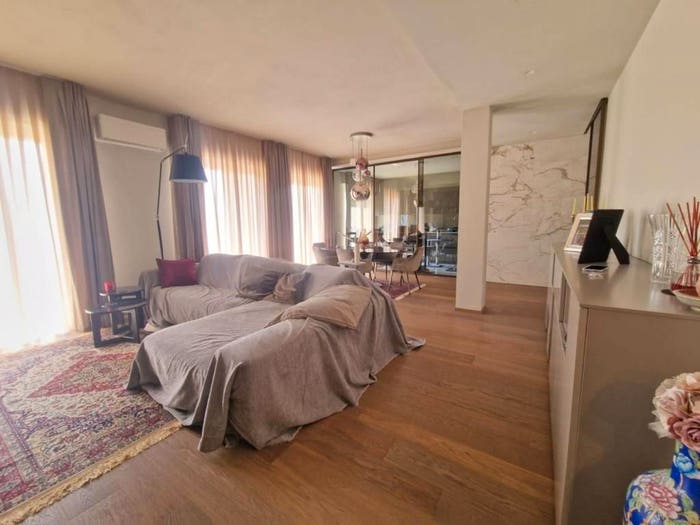 Appartamento con 5 locali in vendita in Marina di Carrara, Carrara