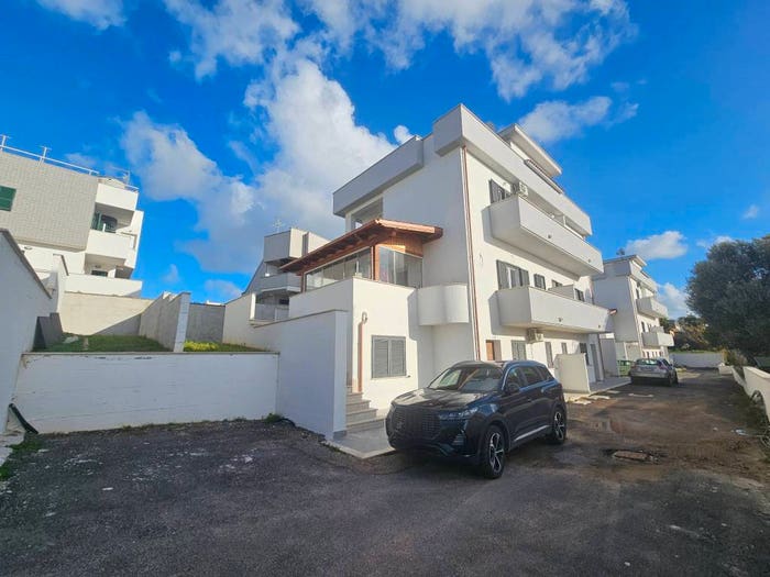 Casa quadrilocale in vendita in Via Odino, Marechiaro, Anzio