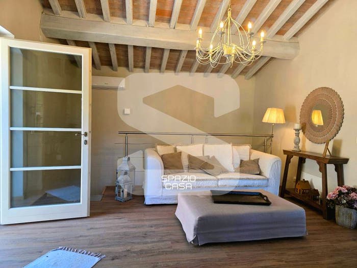 Appartamento con 6 locali in vendita in Via Summonti Vecchia, Camaiore Paese, Camaiore