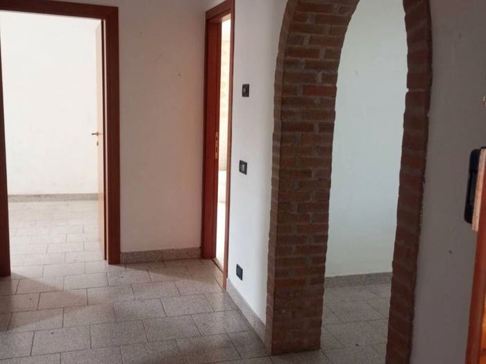 Appartamento quadrilocale in vendita in Via Pietro Giardini, Villaggio Zeta, Modena
