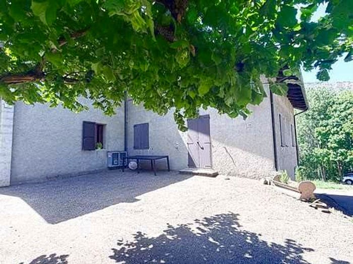 Appartamento con 6 locali in vendita in Via Fellicarolo, Fellicarolo, Fanano