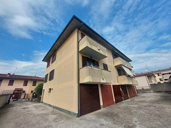 Appartamento trilocale in vendita in Via Privata Alcide De Gasperi, Centro, Sant'Angelo Lodigiano