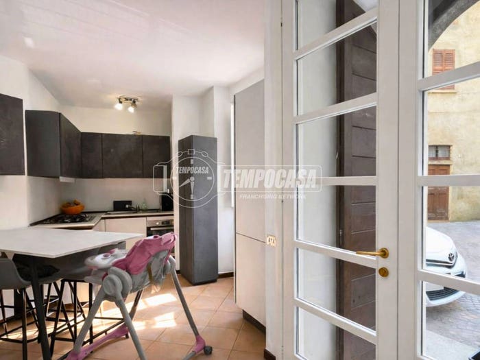 Appartamento trilocale in vendita in Via Sant'Antonio, Centro, Brivio