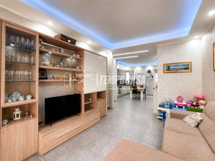 Appartamento quadrilocale in vendita in Via B A Vittone, Centro, Bra