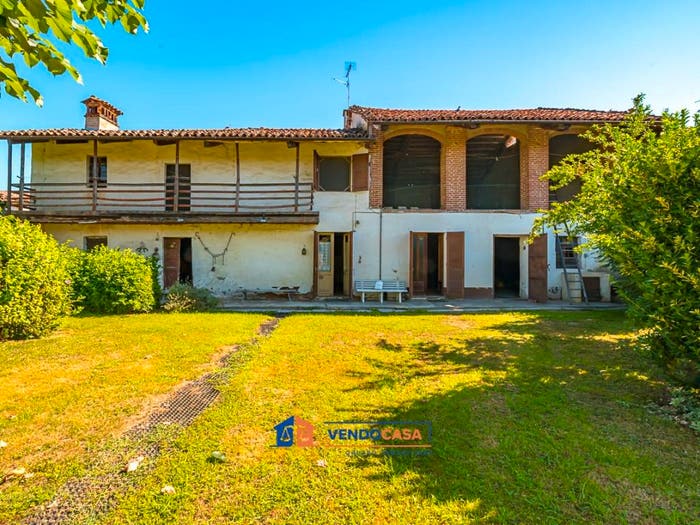 Casa con 5 locali in vendita in Via Curva, Faule