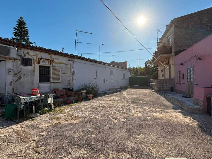 Casa trilocale in vendita in Via della Fonte, Testa Dell'acqua, Noto