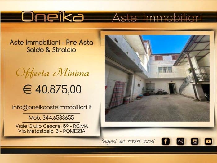 Appartamento con 6 locali in vendita in Via Giacomo Puccini, Marcianise