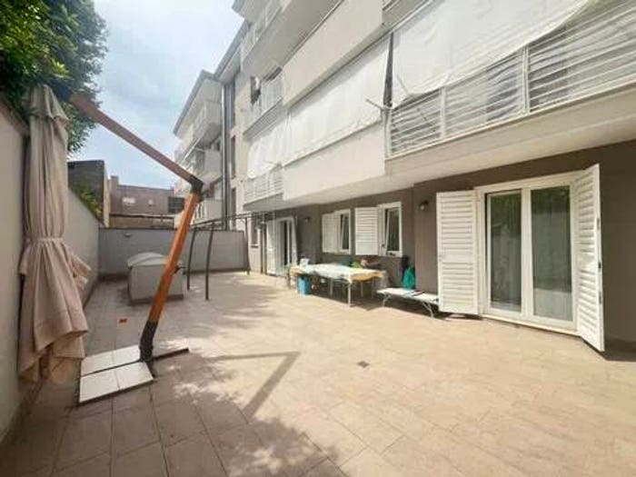 Appartamento quadrilocale in vendita in Via Nazionale Appia, Casapulla