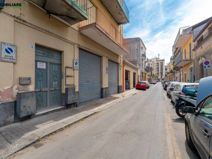 Appartamento con 5 locali in vendita in Via Galati, Picanello, Catania