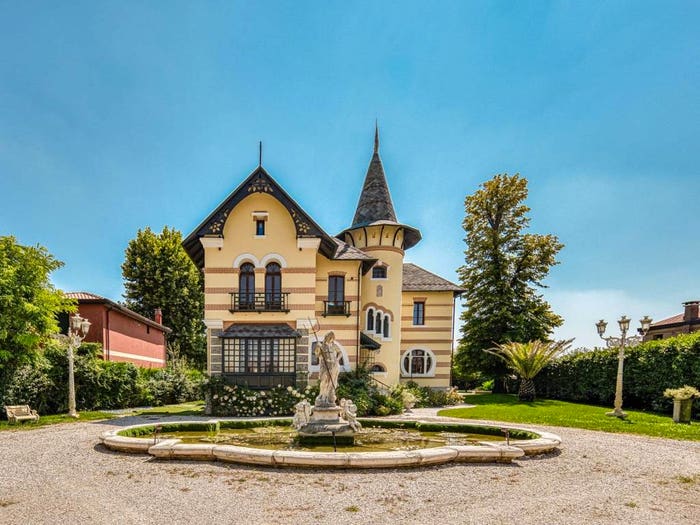 Casa con 6 locali in vendita in Via Riviera del Brenta, Fiesso d'Artico