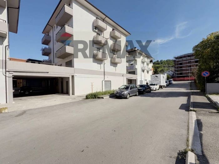 Appartamento con 6 locali in vendita in Via Nazionale, Selva, Altino