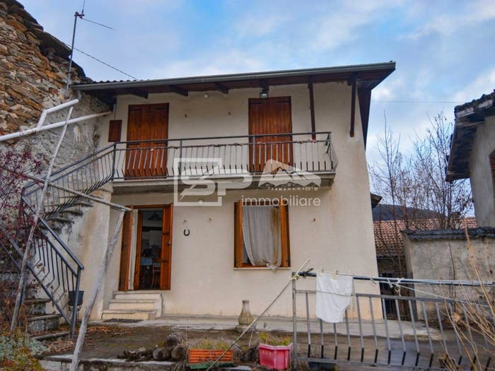 Casa quadrilocale in vendita in Condove