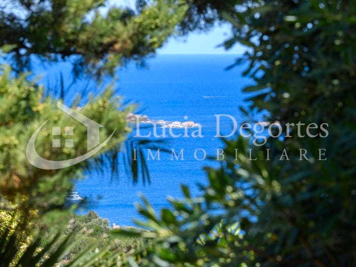 Appartamento trilocale in vendita in Via del Gabbiano, Porto Cervo, Arzachena