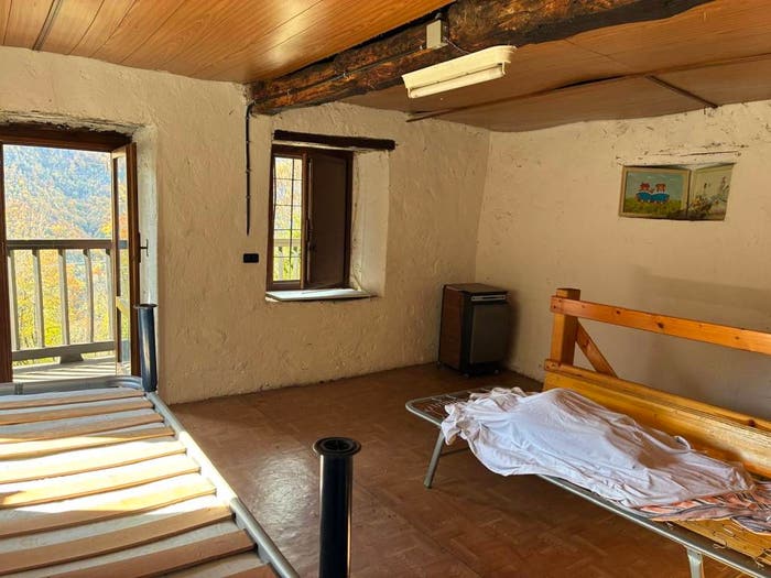 Casa con 5 locali in vendita in Lemie