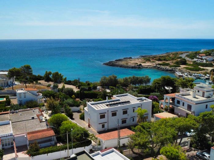 Casa con 6 locali in vendita in Via Litoranea Salentina, Leporano Marina, Leporano