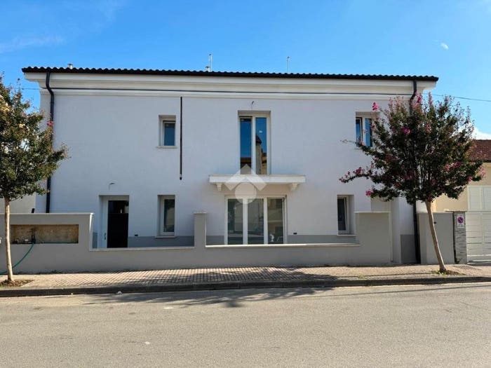 Casa quadrilocale in vendita in Via Crociale del Sarto, Anchione, Ponte Buggianese