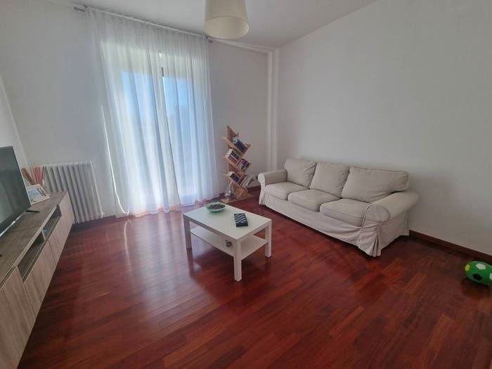 Appartamento trilocale in vendita in Via Monte Bianco, Centro, Limbiate