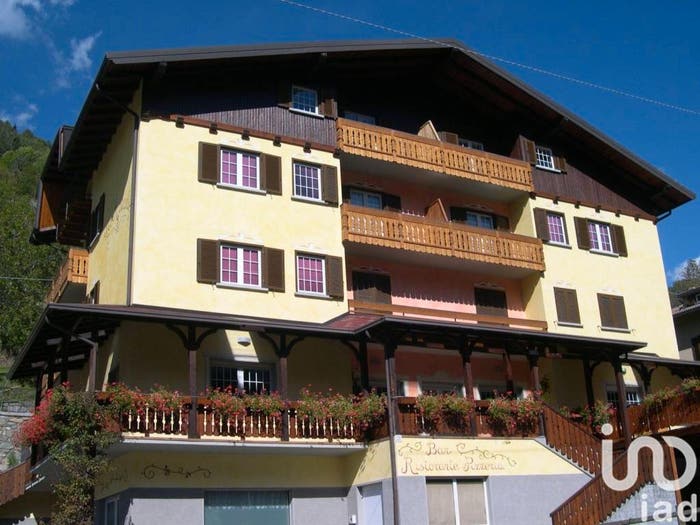 Casa con 5 locali in vendita in Via nazionale, Vezza d'Oglio