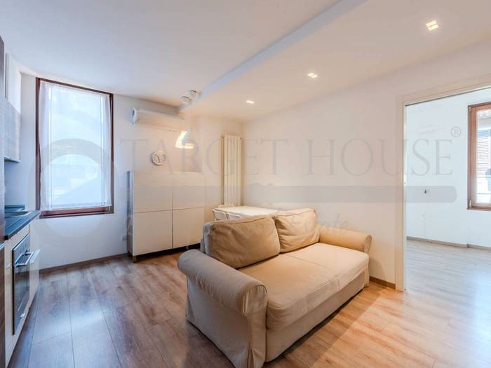 Appartamento bilocale in vendita in Via Milano, Borghi, Como