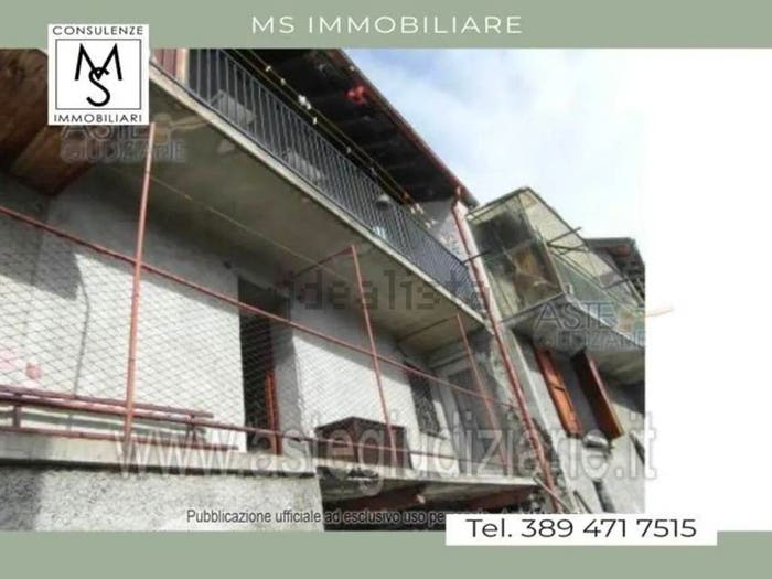 Appartamento con 5 locali in vendita in Via Dante Alighieri, Maccagno, Maccagno con Pino e Veddasca