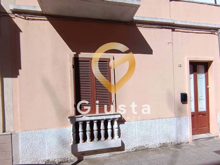 Casa trilocale in vendita in Via Umbria, Commenda, Brindisi