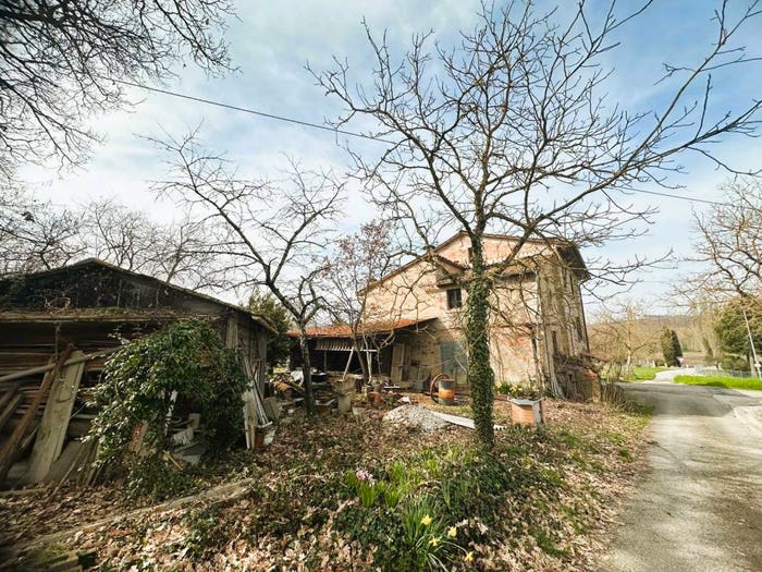 Casa con 5 locali in vendita in Frazione Bonsciano, Città di Castello