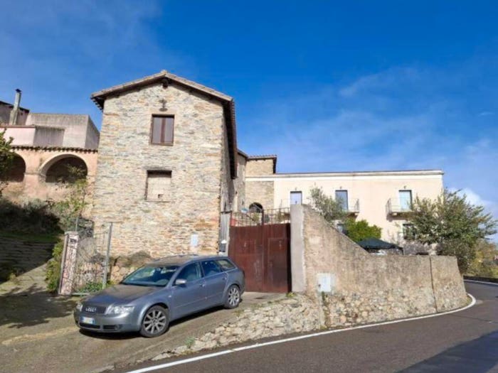 Casa trilocale in vendita in Silius