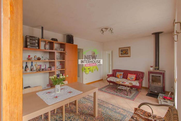 Appartamento con 6 locali in vendita in Via Maggio, Centro, Vito d'Asio
