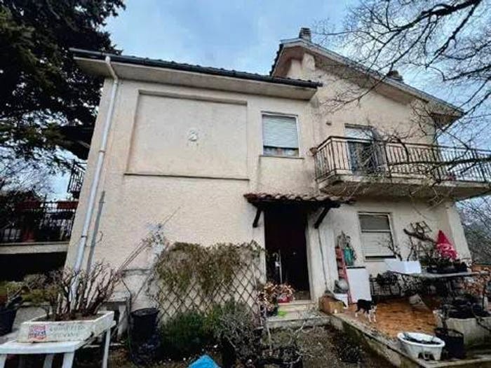 Appartamento trilocale in vendita in Frazione Fassinoro, Fassinoro, Longone Sabino