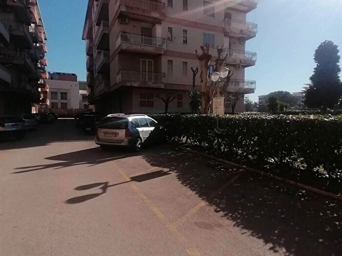 Appartamento trilocale in vendita in via tescione, Ospedale, Caserta