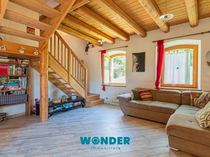 Casa quadrilocale in vendita in Noriglio Collina Est, Rovereto
