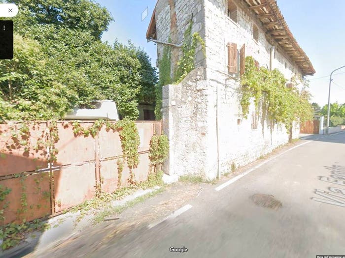 Casa con 6 locali in vendita in Aviano Castello, Aviano