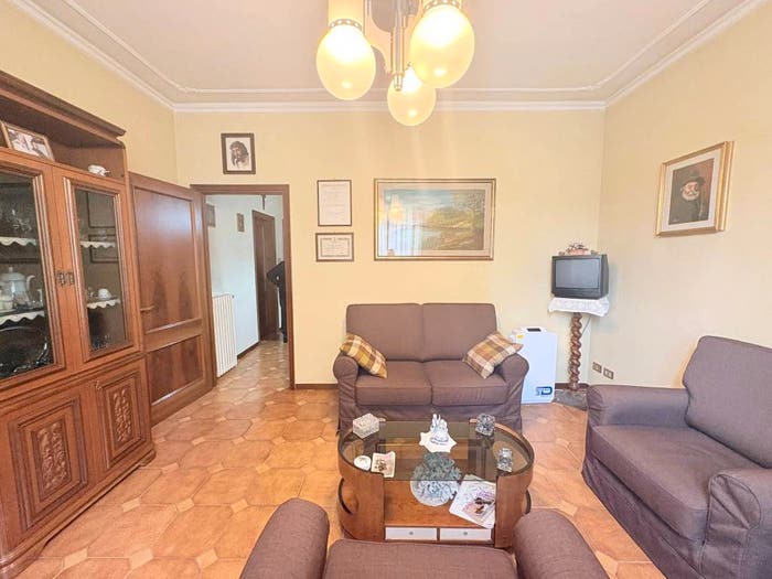 Casa con 6 locali in vendita in Via Statale, Fiorano, Fiorano Modenese