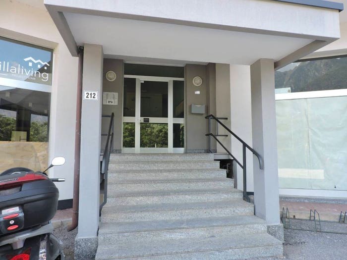Appartamento trilocale in vendita in Via Novello Bianchi, Villadossola