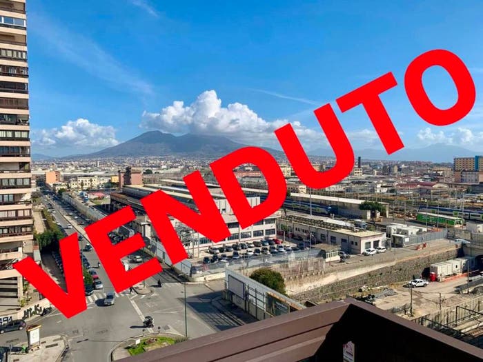 Appartamento quadrilocale in vendita in Torre Giuseppina, Centro Direzionale, Napoli