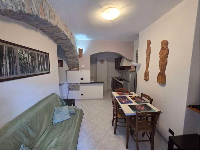Appartamento quadrilocale in vendita in castagno, Casano Dogana Isola, Luni