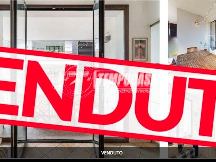 Appartamento trilocale in vendita in Via cuzzi, Certosa, Milano