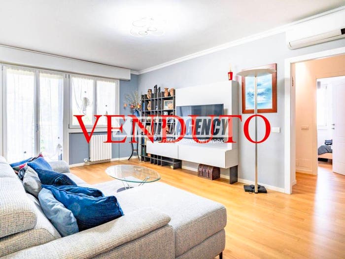 Appartamento trilocale in vendita in Via ROMA, Centro, Garbagnate Milanese
