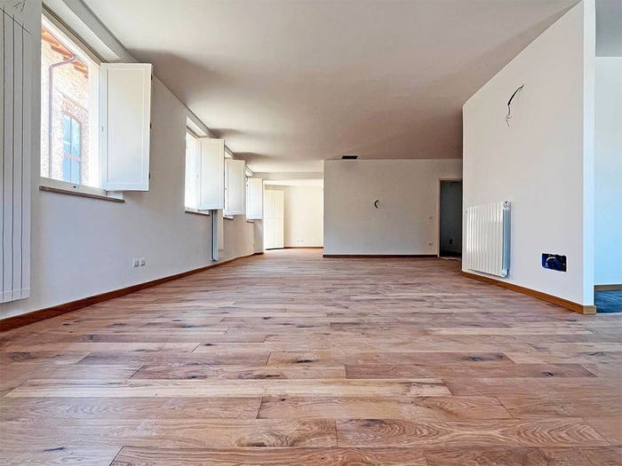 Casa con 6 locali in vendita in Piazza San Pietro a Coppito, Duomo Fontana Luminosa, L'Aquila
