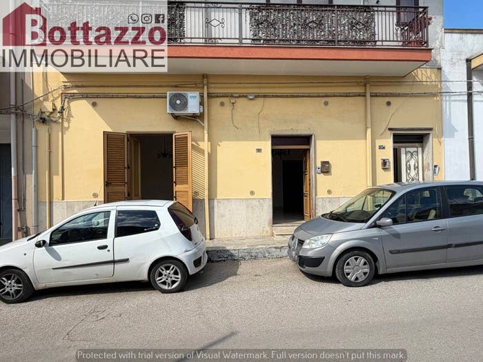 Appartamento quadrilocale in vendita in Via Principe Umberto, Centro, Lizzano
