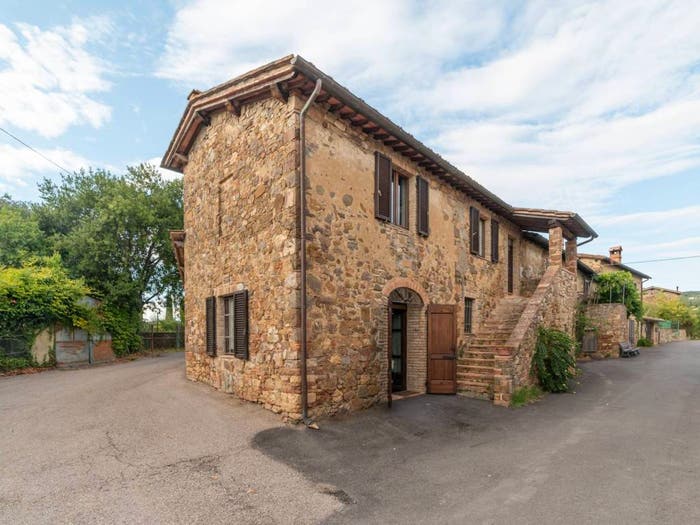 Casa con 5 locali in vendita in Montalcino