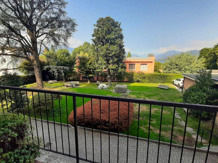 Appartamento trilocale in vendita in Via Reno, Cerro, LavenoMombello