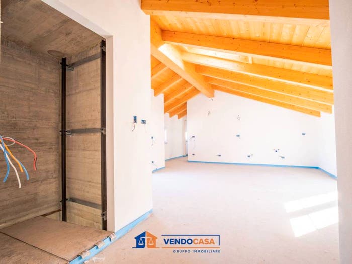 Appartamento trilocale in vendita in Via Guglielmo Marconi, Centro, Borgo San Dalmazzo