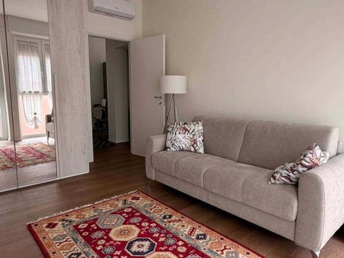 Appartamento bilocale in affitto in Via Carlo Farini, Farini, Milano